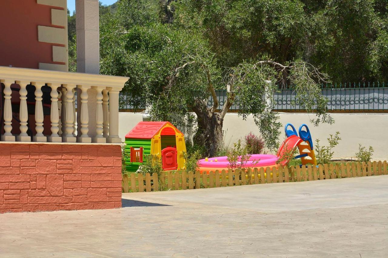 הוילה Halikounas La Casa Del Sole מראה חיצוני תמונה
